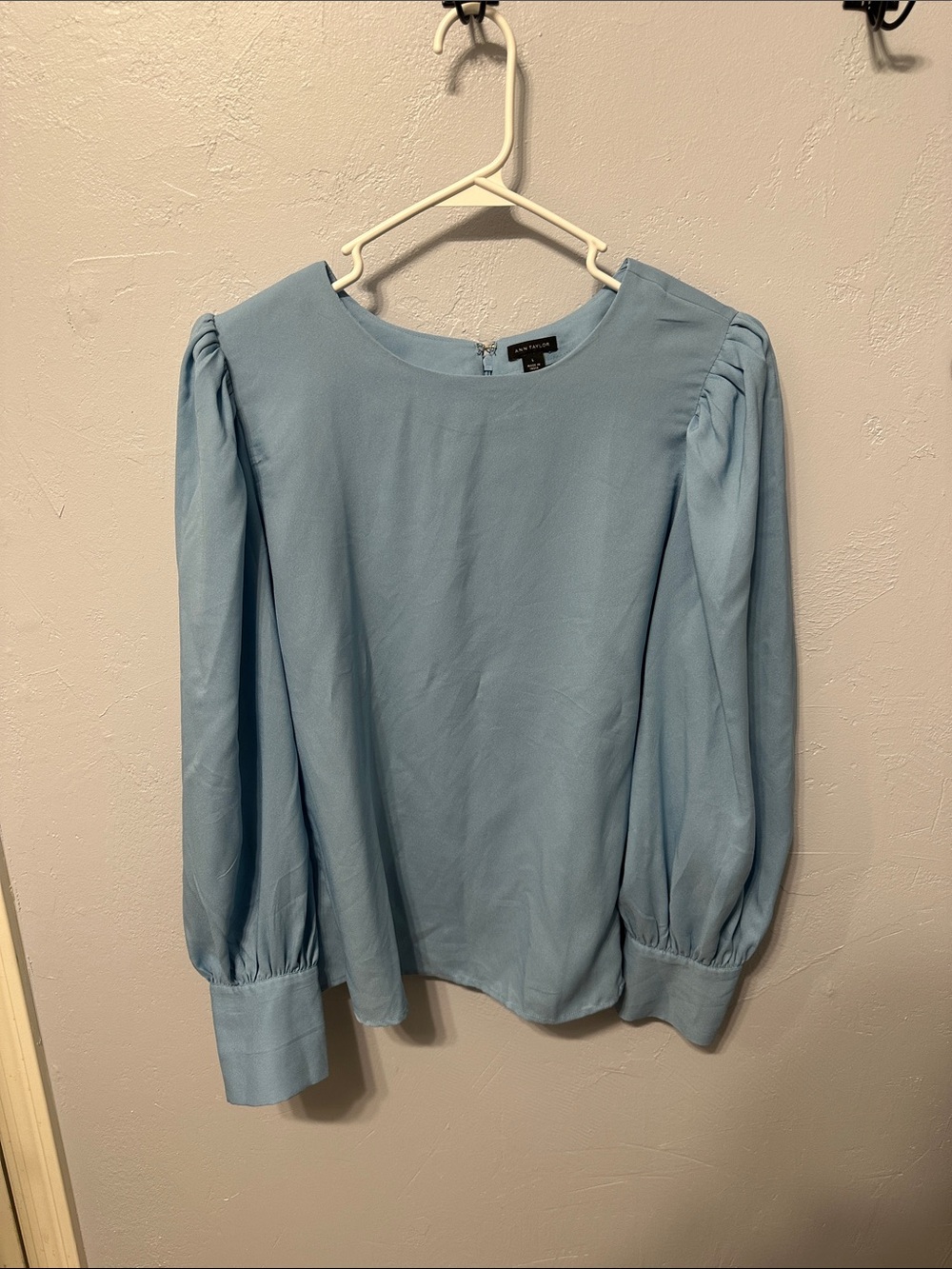 Ann Taylor Light Blue Puff Sleeve Blouse